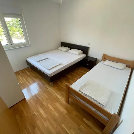 Daire Apartman Dunja *